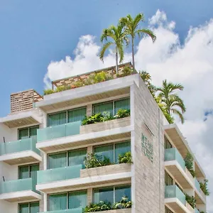 newport-house-playa-boutique-hotel-beach-club-access.quintano-roohotels.com/