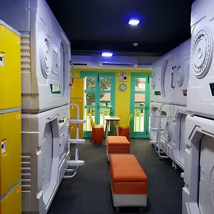 https://galaxy-pods-chinatown.singapore-best-hotels.net